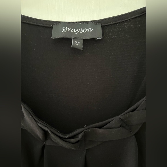 Black Short Sleeve Crew Neck Top. Size Medium - Picture 2 of 6